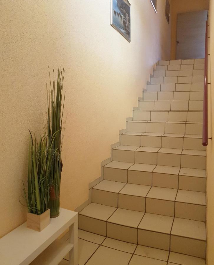 Superior Maisonette-wohnung-nur 5 Min Zum Europapark Apartment