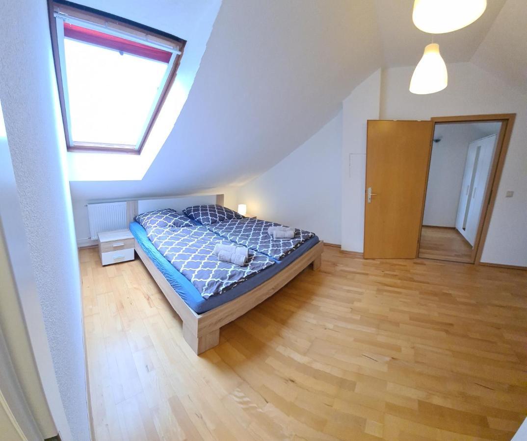 Superior Maisonette-wohnung-nur 5 Min Zum Europapark Apartment *